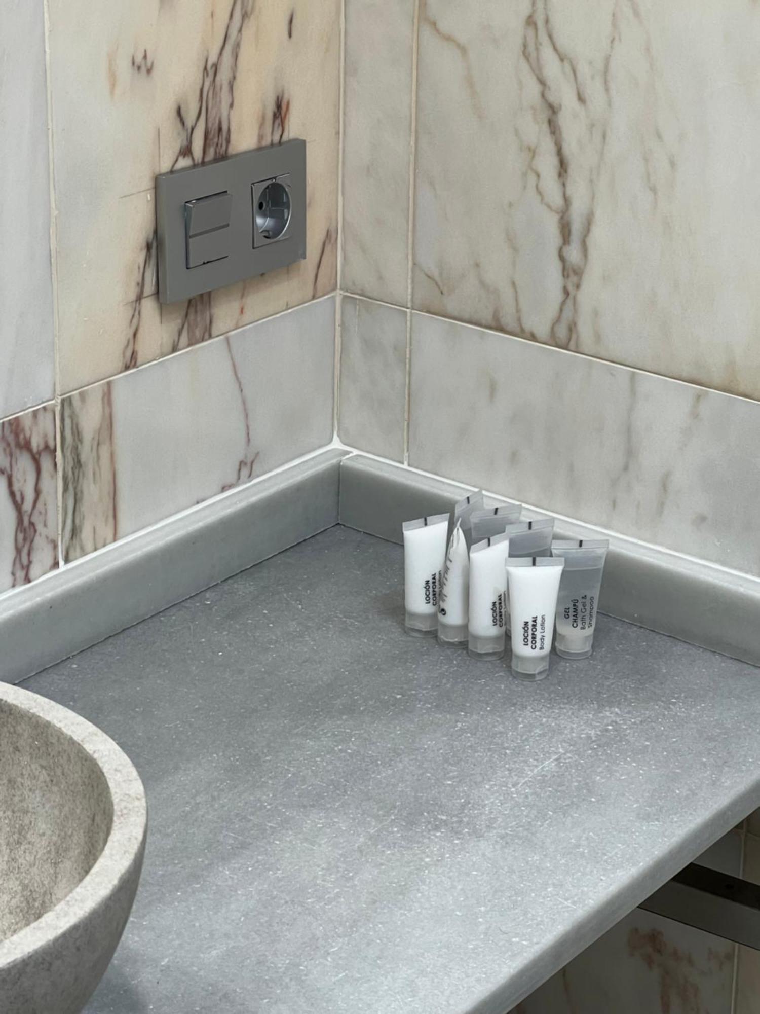Apartamento Turistico San Nicolas Avilés Eksteriør billede